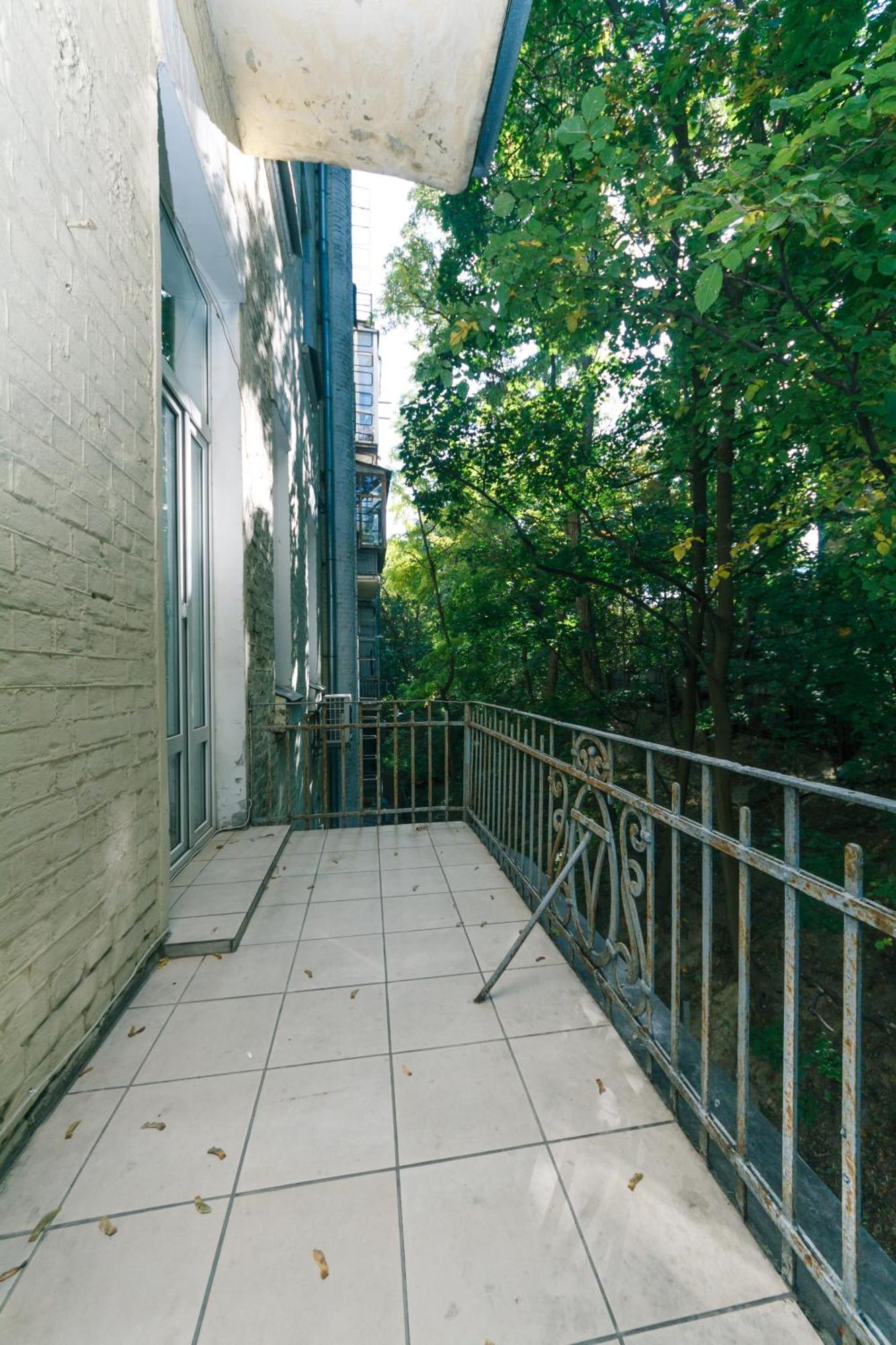 Apartment Lux Near Maidan, Khreschutyk 3br Kyiv