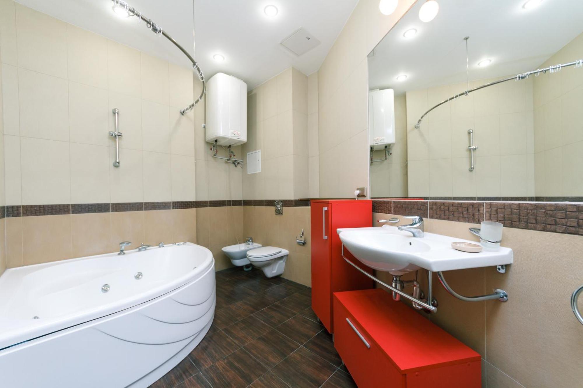 Lux Near Maidan, Khreschutyk 3br * Kyiv