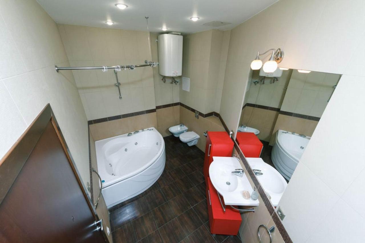 Lux Near Maidan, Khreschutyk 3br *